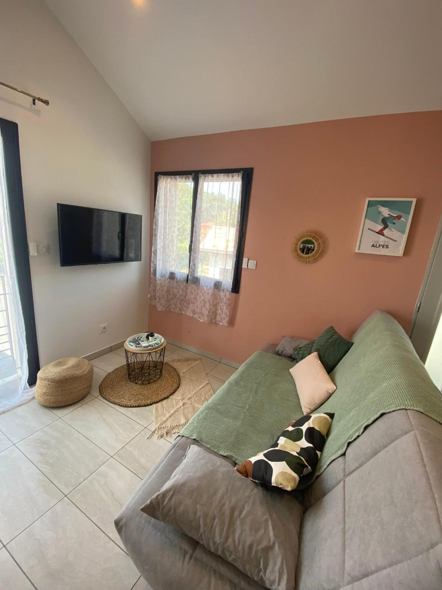Appartement 2 A 4 Personnes, Une Pause Au Vert Chateauvieux  Eksteriør billede